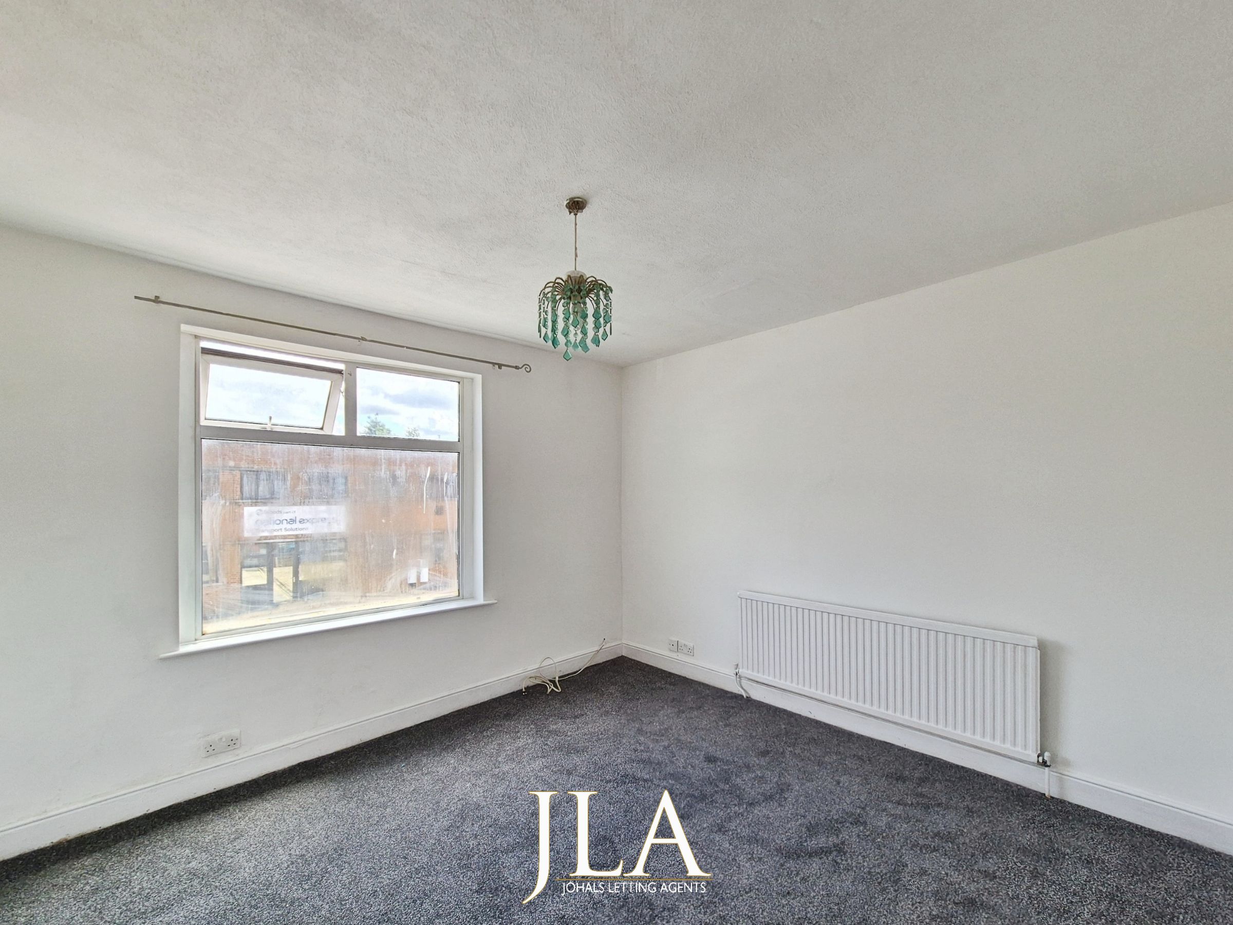 2 bed terraced house to rent in Station Street, Wigston 5