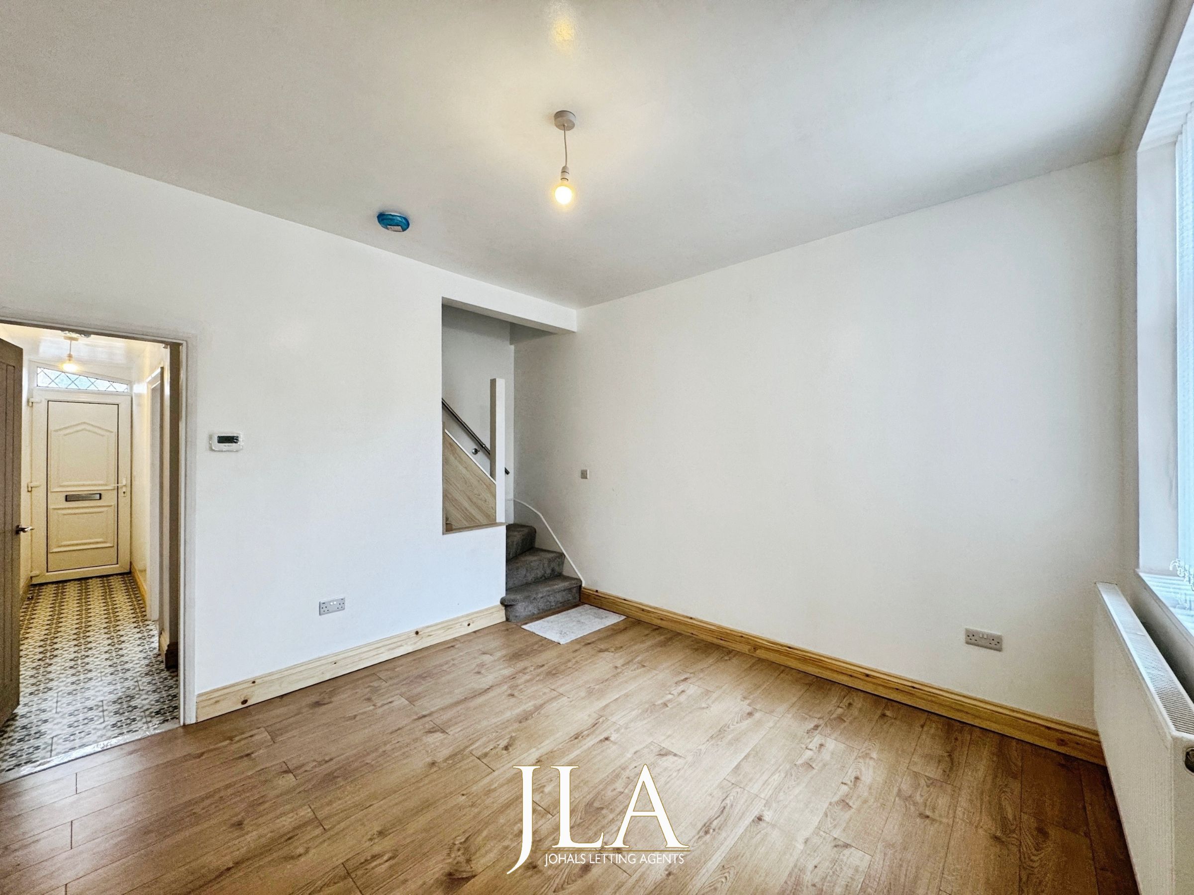 3 bed terraced house to rent in St. Leonards Road, Leicester 7