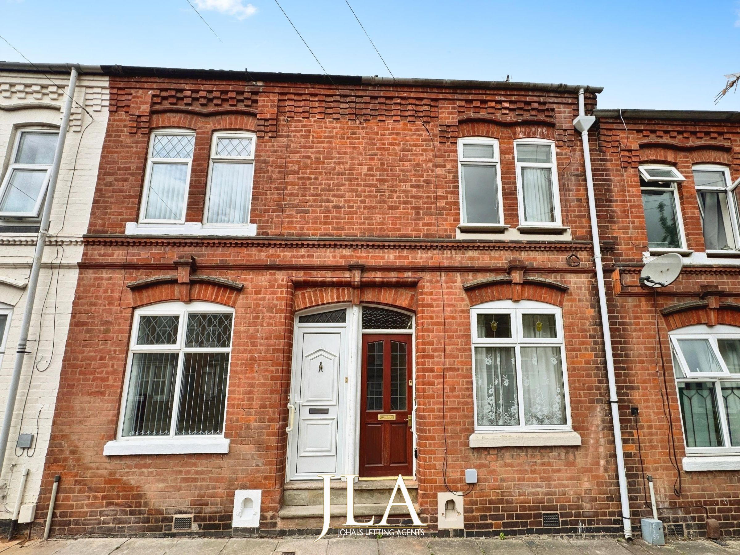 3 bed terraced house to rent in St. Leonards Road, Leicester, LE2