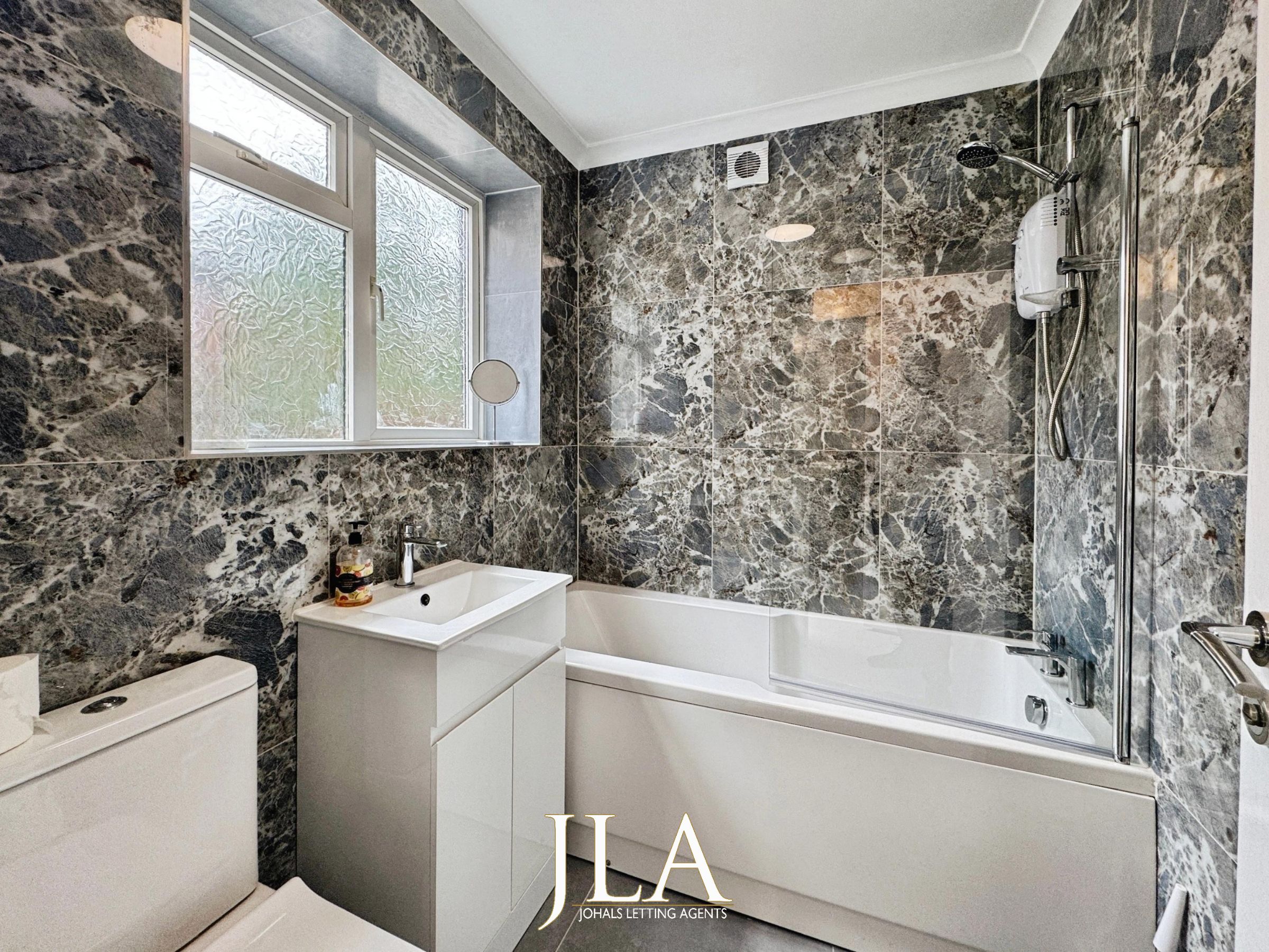 3 bed terraced house to rent in St. Leonards Road, Leicester  - Property Image 11