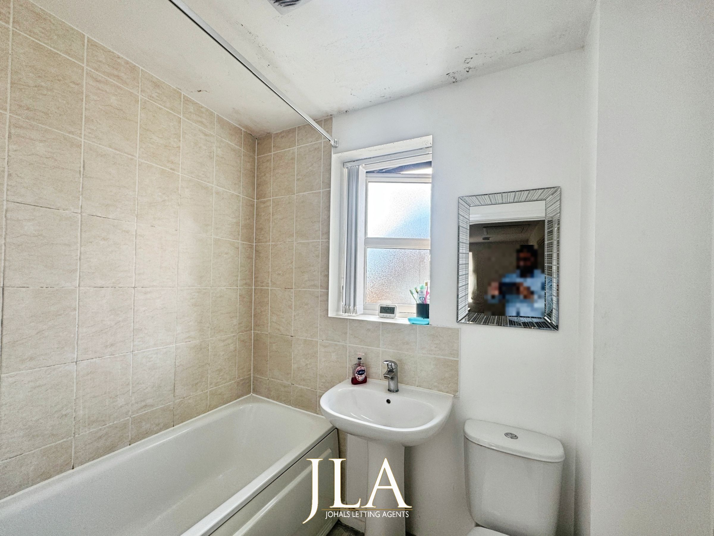 4 bed detached house to rent in Pipistrelle Way, Leicester  - Property Image 11