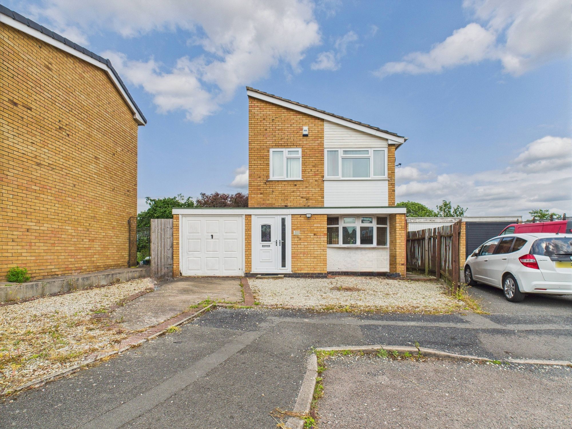 3 bed detached house to rent in Badgers Close, Leicester, LE4 