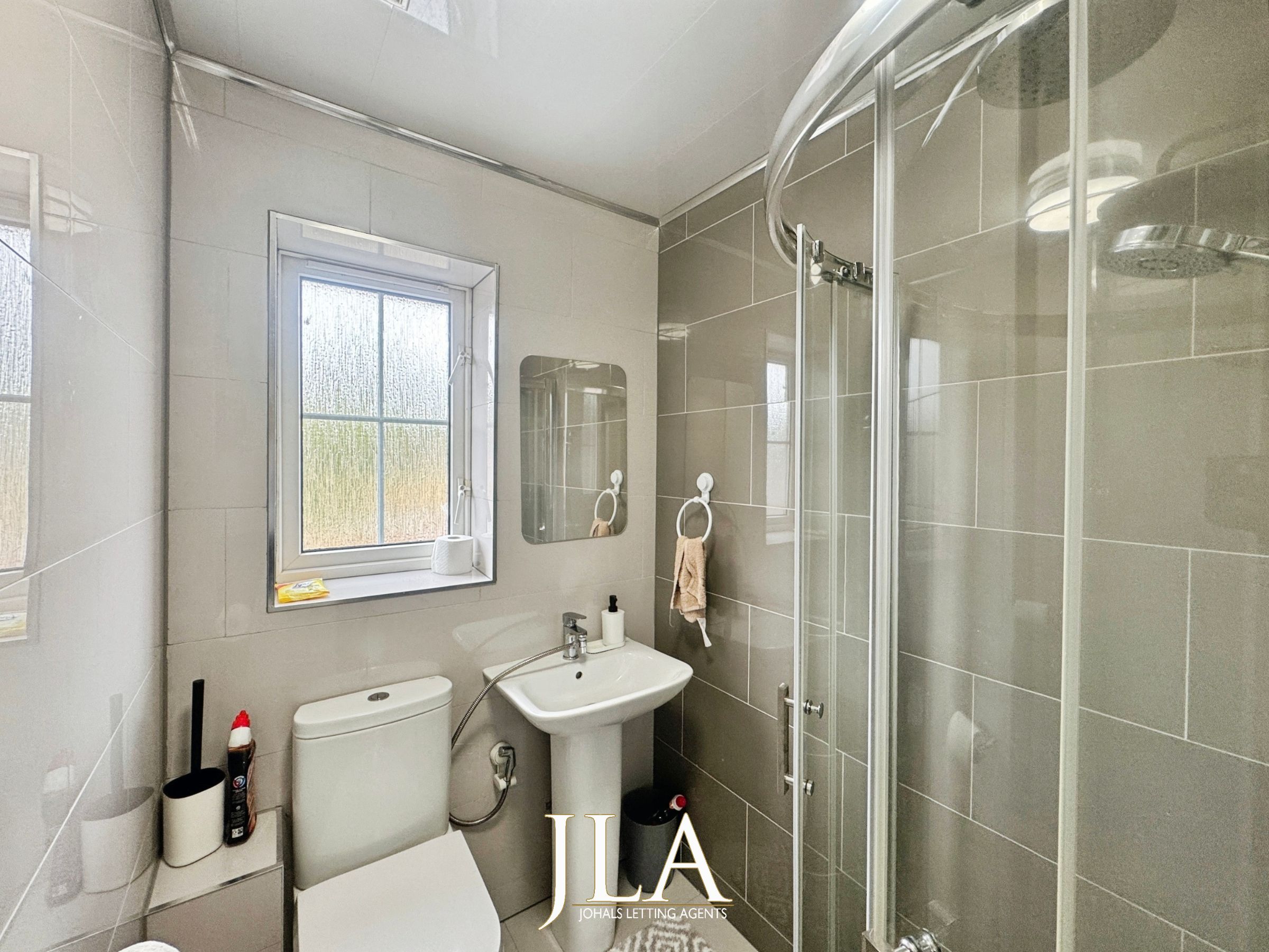 3 bed detached house to rent in Newpool Bank, Leicester 11