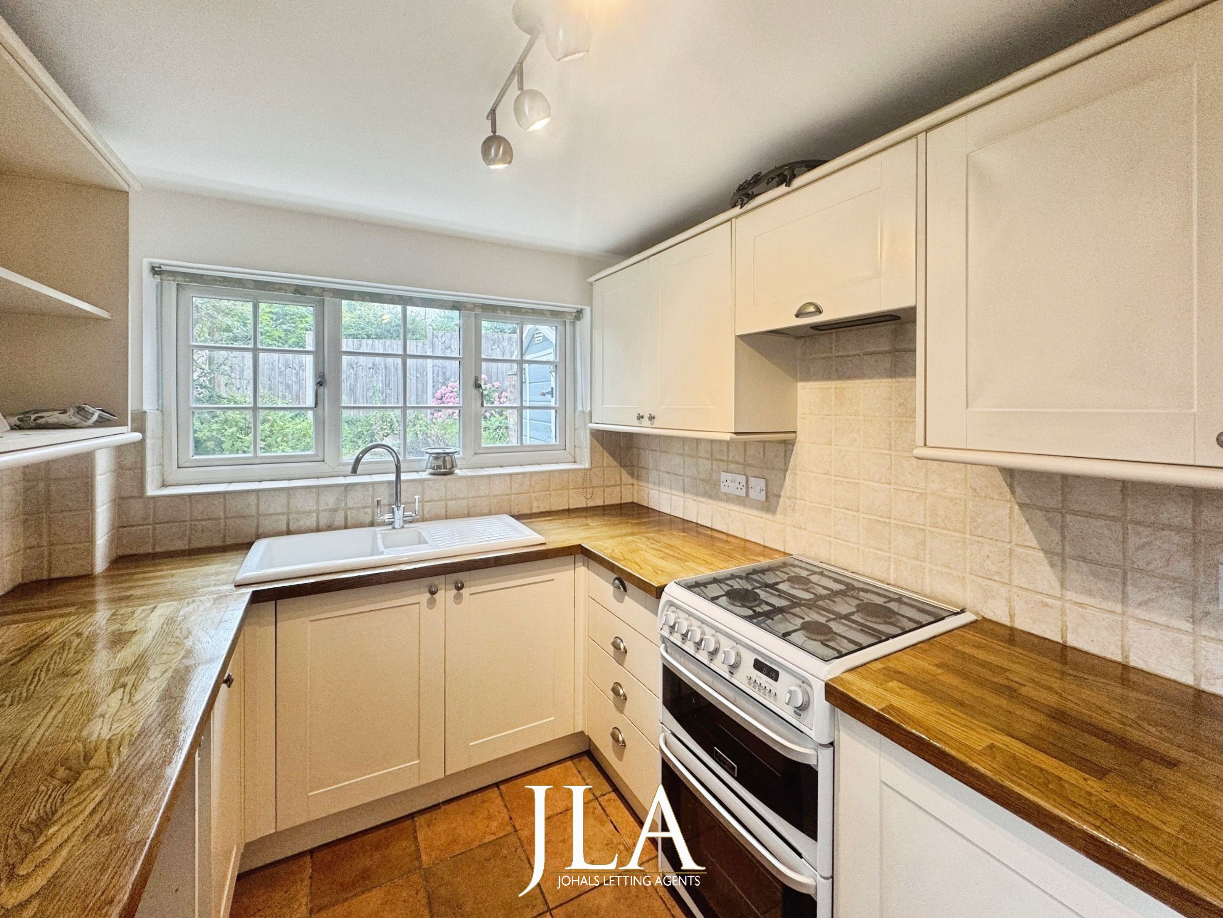 2 bed terraced house to rent in New Street, Leicester  - Property Image 5