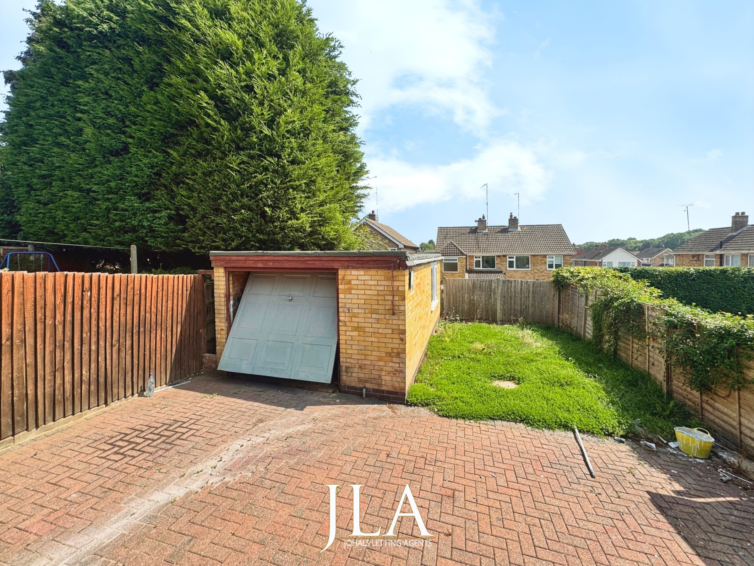 3 bed detached house to rent in Blaydon Close, Leicester  - Property Image 12