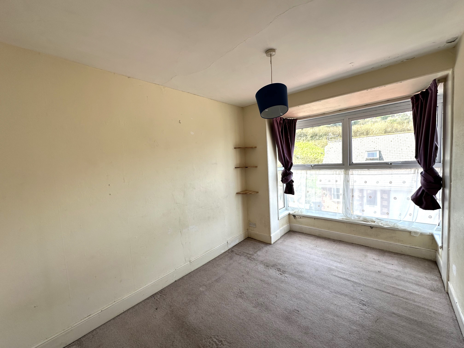 3 bed terraced house for sale in Larkstone Crescent, Devon  - Property Image 5