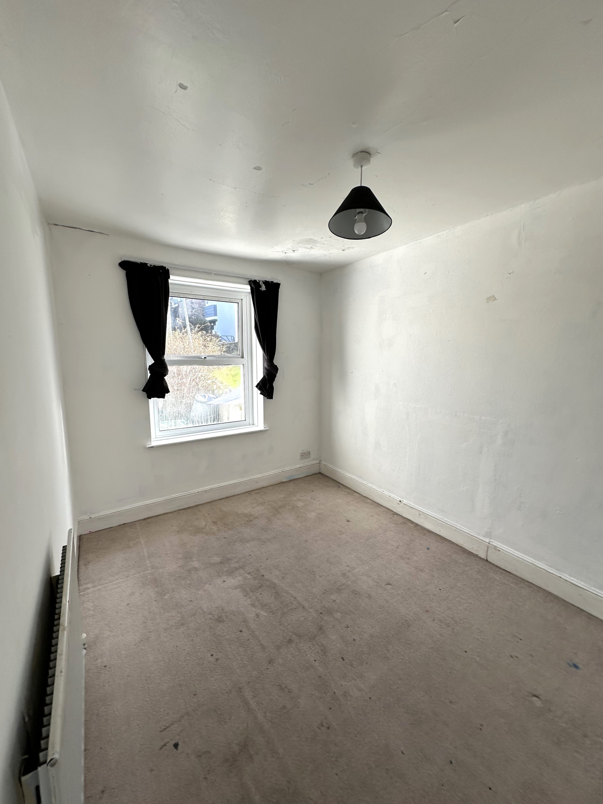 3 bed terraced house for sale in Larkstone Crescent, Devon  - Property Image 8
