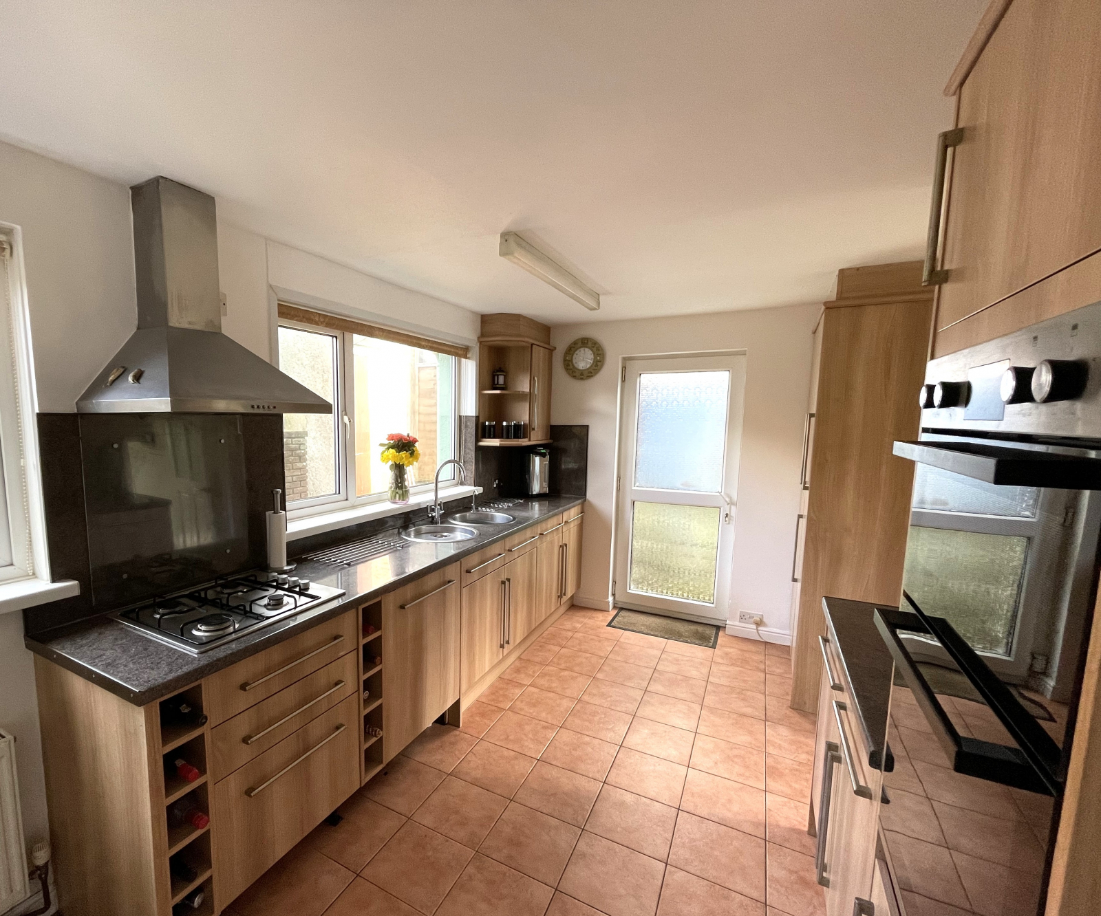 3 bed end of terrace house for sale, Devon  - Property Image 5