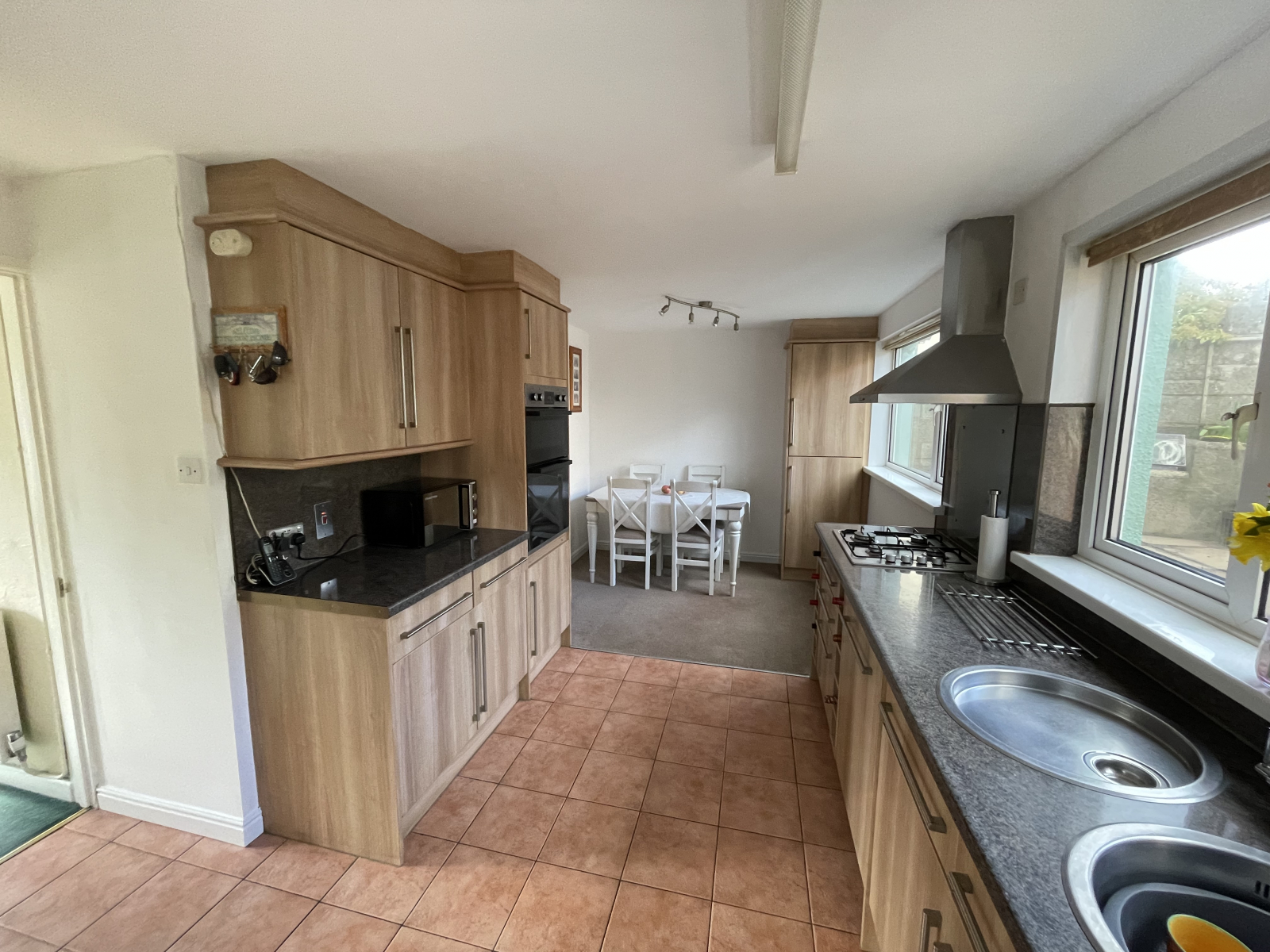 3 bed end of terrace house for sale in Charles Dart Crescent, Devon  - Property Image 10