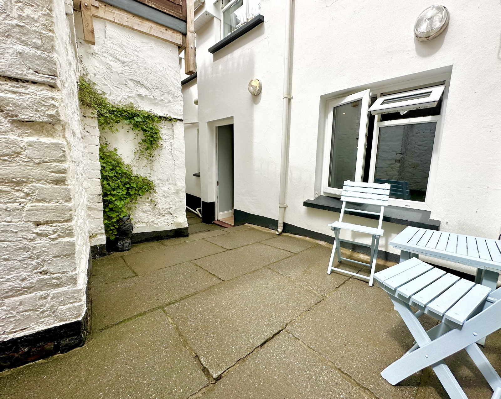 3 bed end of terrace house for sale in Silver Street, Devon  - Property Image 12