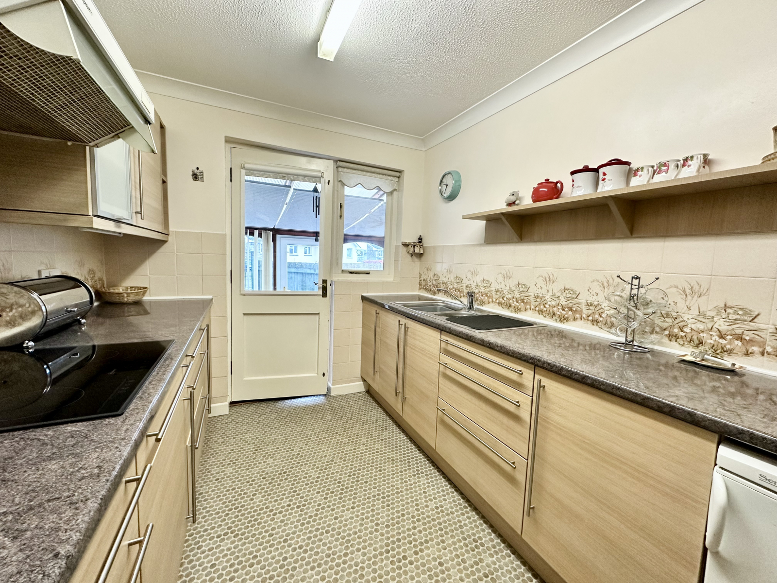 4 bed bungalow for sale in Bickington, Devon  - Property Image 5