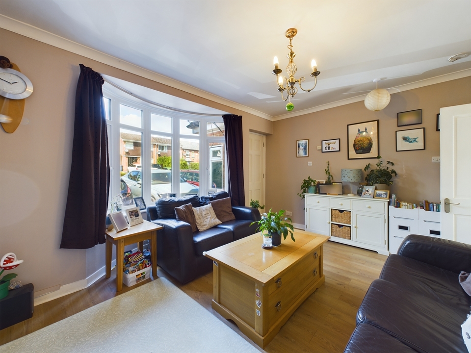 2 bed terraced house for sale in Lane End Road, High Wycombe  - Property Image 15