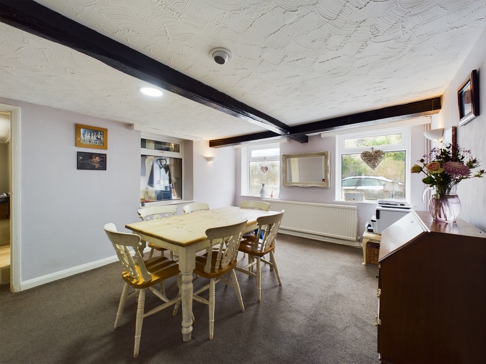 4 bed detached house for sale in Lower Icknield Way, Princes Risborough  - Property Image 7