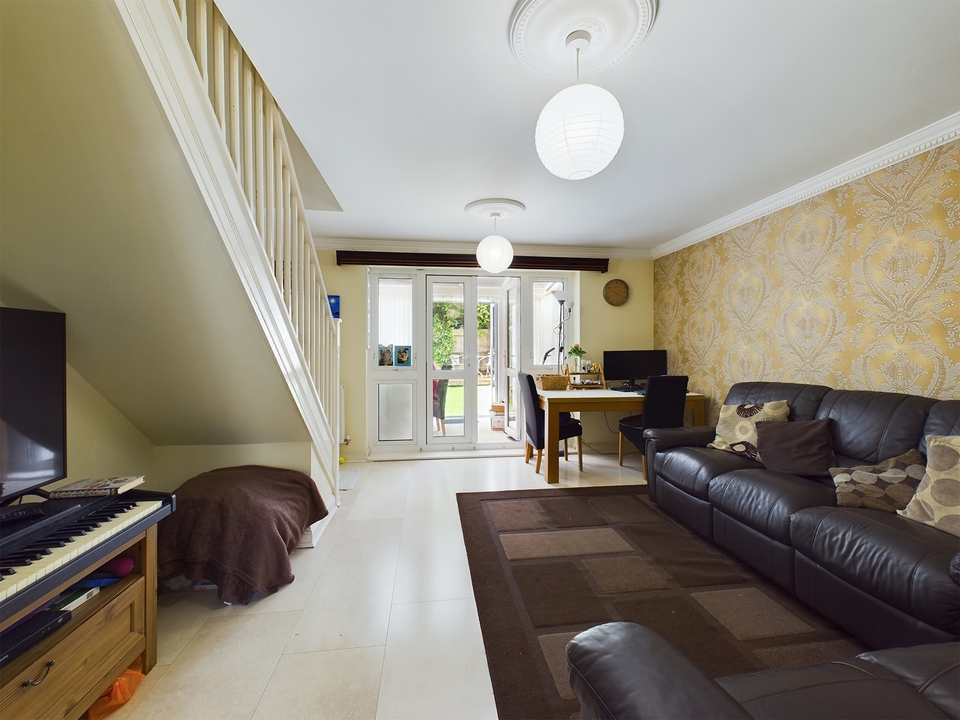 3 bed end of terrace house for sale in Milton Place, High Wycombe  - Property Image 9