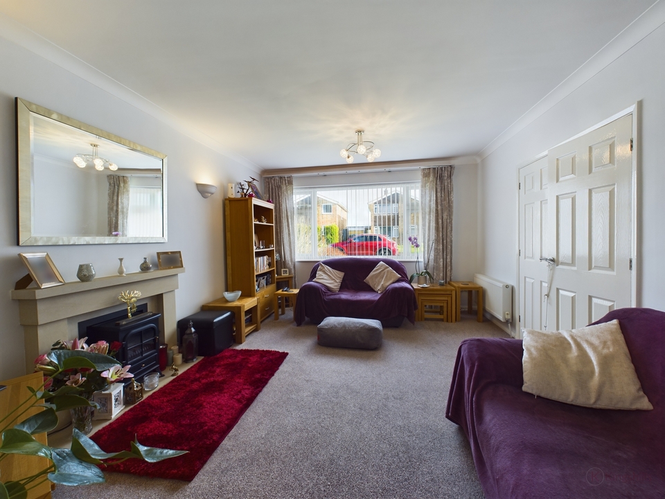4 bed detached house for sale in Inkerman Drive, High Wycombe  - Property Image 6