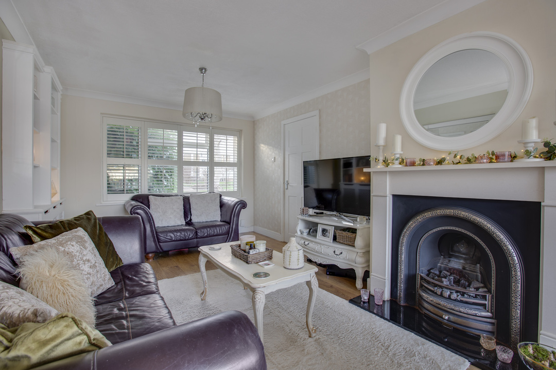3 bed terraced house for sale in Aldebury Road, Maidenhead  - Property Image 4