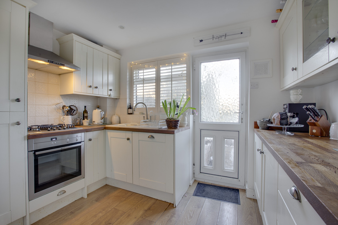 3 bed terraced house for sale in Aldebury Road, Maidenhead  - Property Image 6