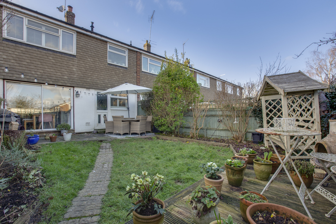3 bed terraced house for sale in Aldebury Road, Maidenhead  - Property Image 3
