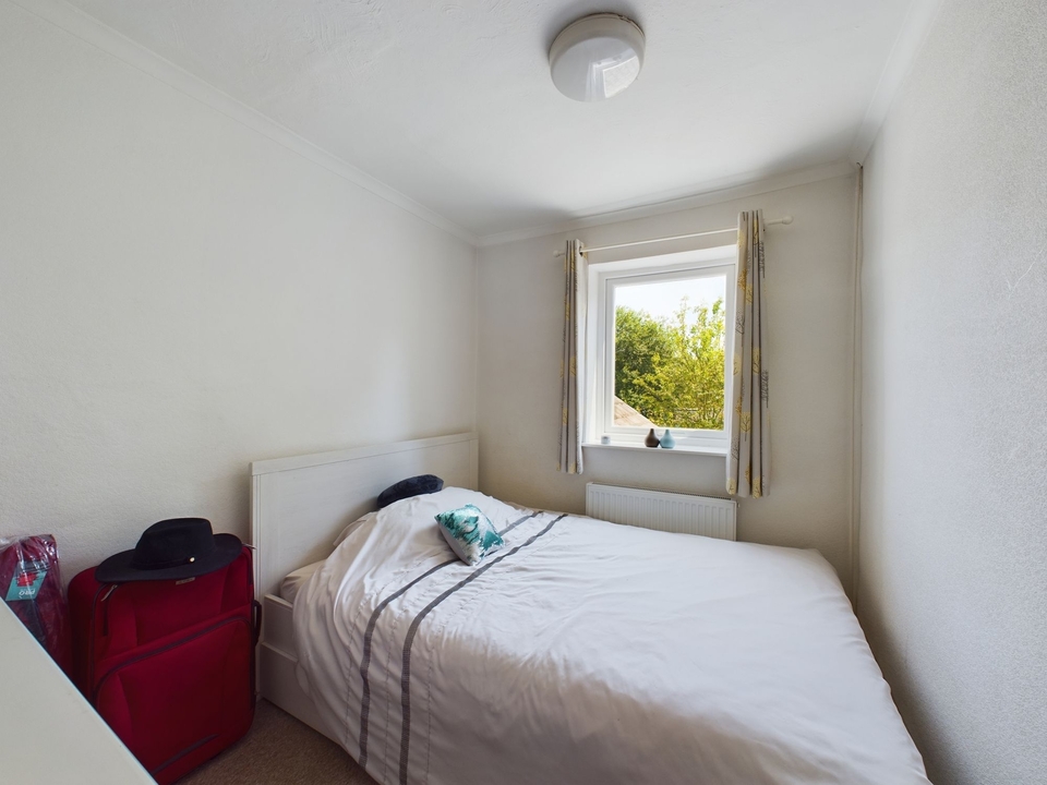 3 bed terraced house for sale in Glory Mill Lane, High Wycombe  - Property Image 8