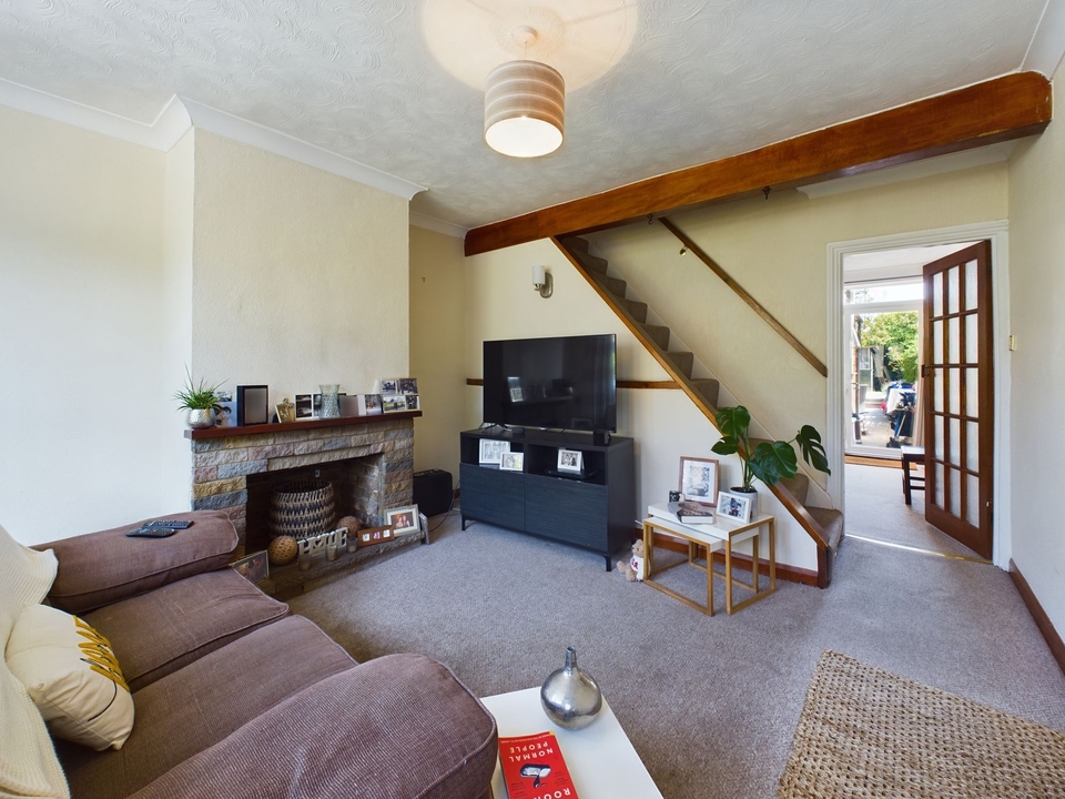 3 bed terraced house for sale in Glory Mill Lane, High Wycombe  - Property Image 5