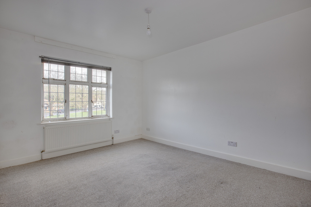 2 bed terraced house for sale in Wooburn Green, High Wycombe  - Property Image 13