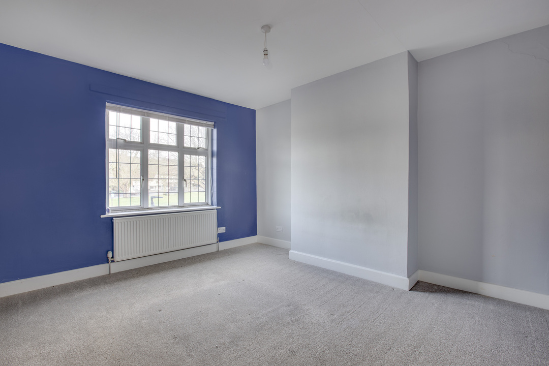 2 bed terraced house for sale in Wooburn Green, High Wycombe  - Property Image 8