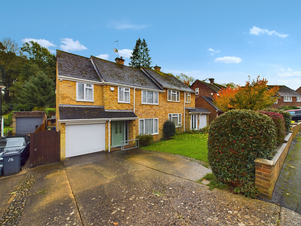 4 bed semi-detached house for sale in Hazlemere, High Wycombe  - Property Image 1