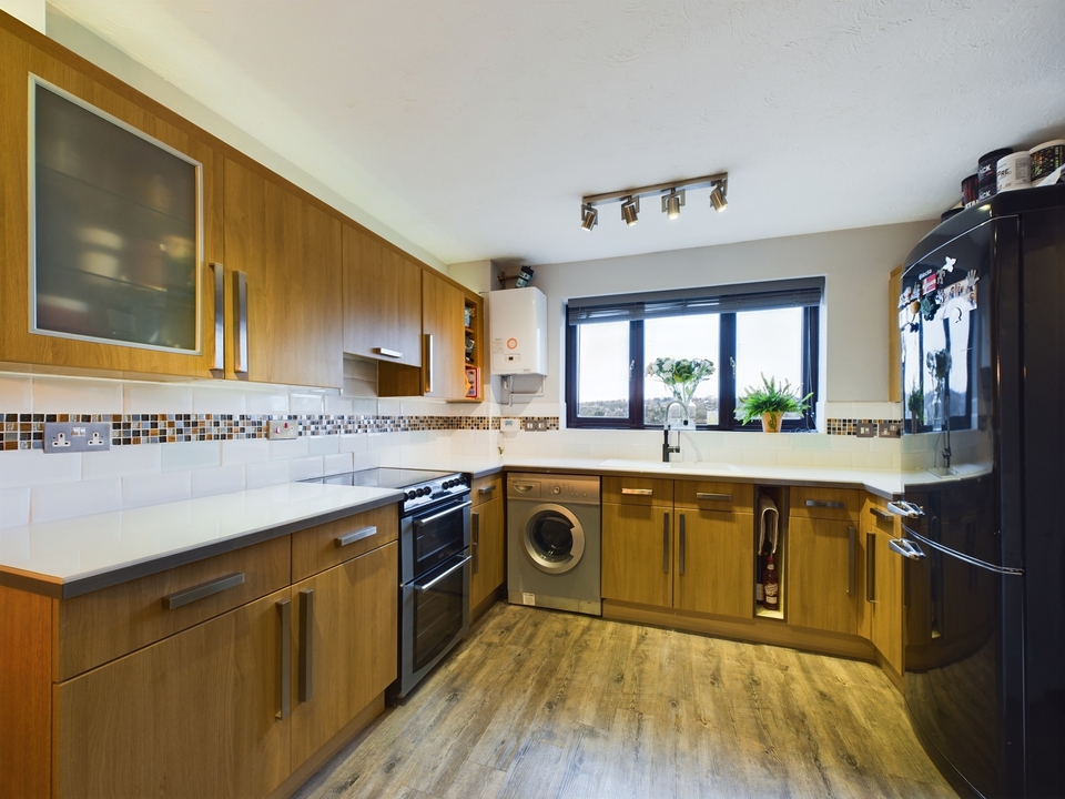 3 bed town house for sale in Wyatt Close, High Wycombe  - Property Image 7