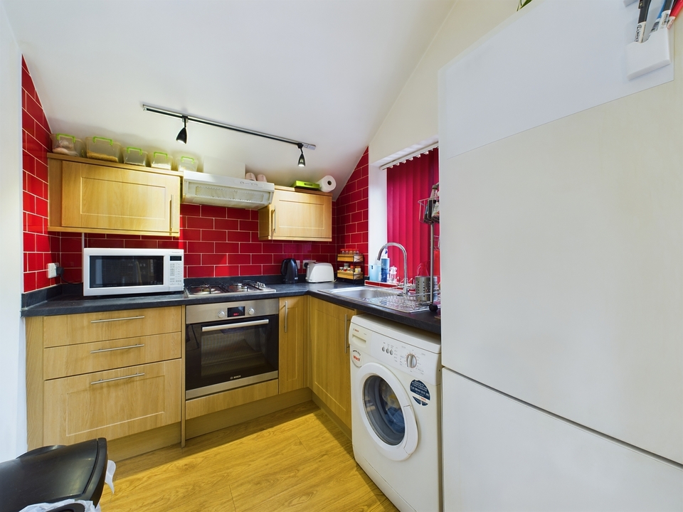 2 bed apartment for sale in Waterside, Chesham  - Property Image 4