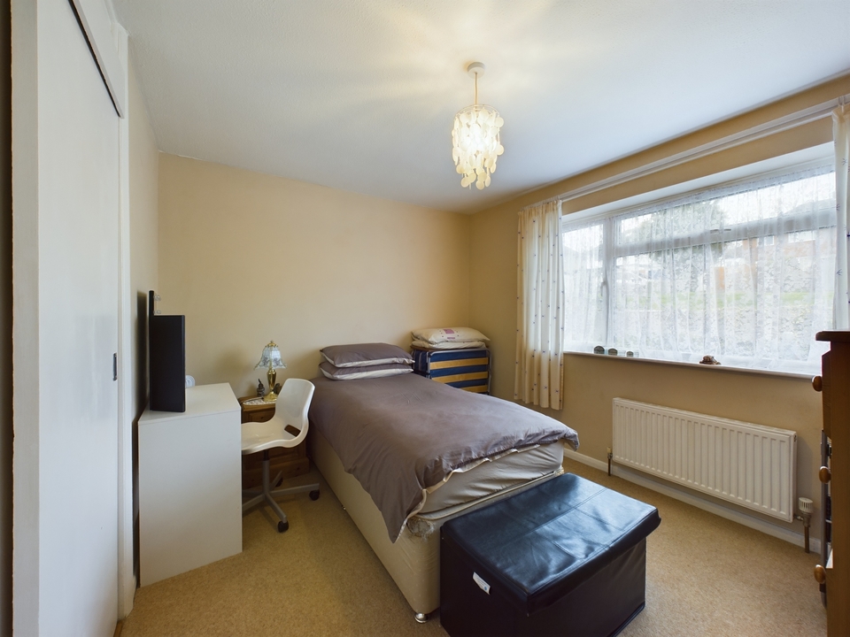 2 bed for sale in Linchfield, High Wycombe  - Property Image 7