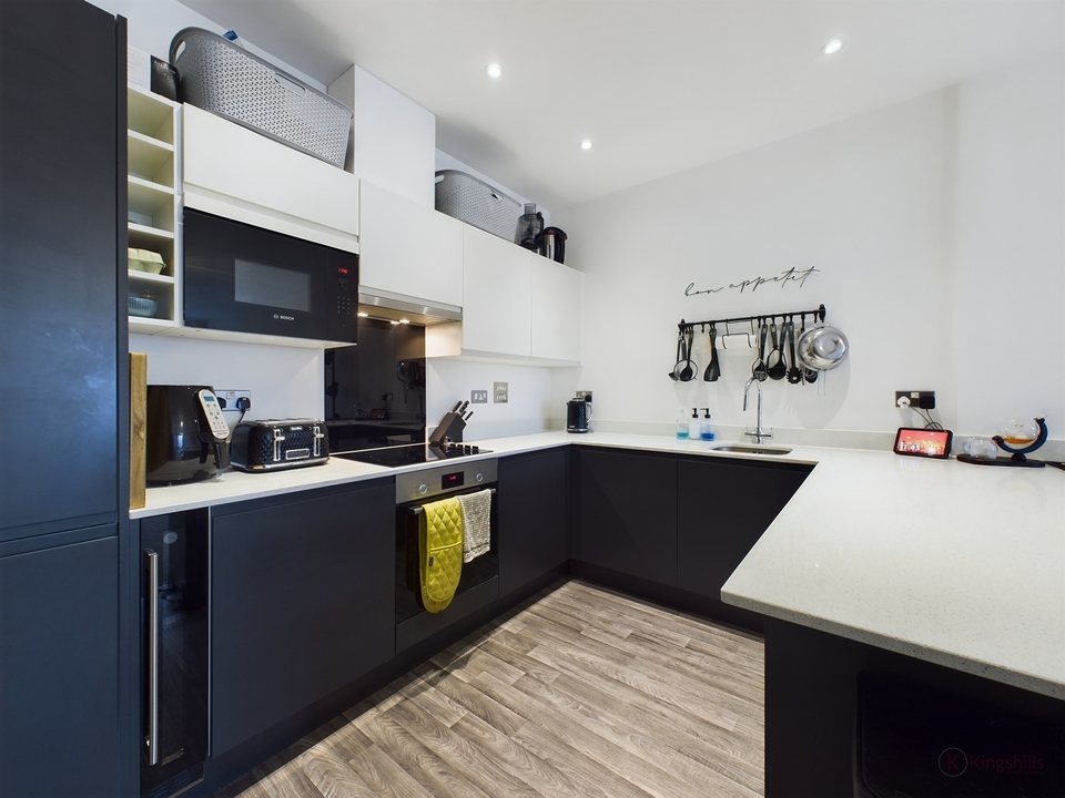 1 bed for sale in Wycombe Road, High Wycombe  - Property Image 10