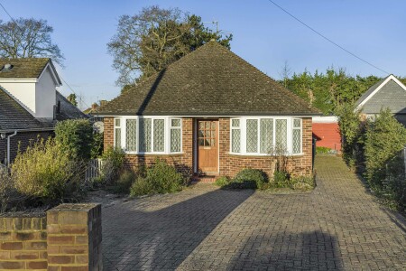 3 bed bungalow for sale in West Ridge, Bourne End  - Property Image 19