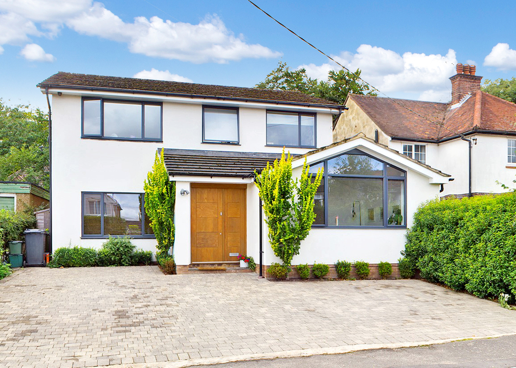4 bed detached house for sale in Penn, High Wycombe  - Property Image 1