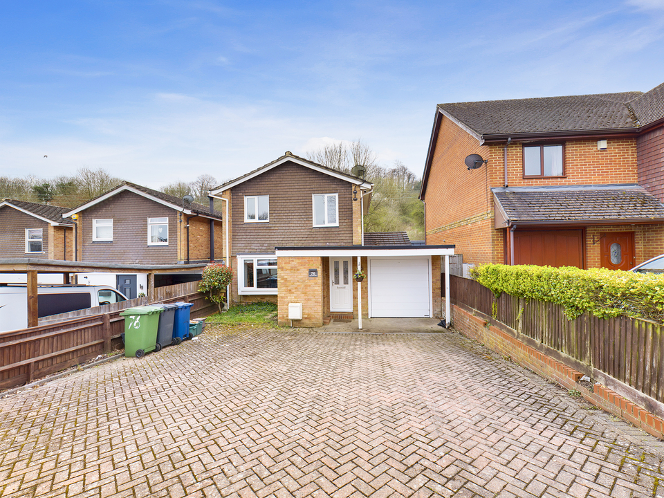 3 bed detached house for sale in Dean Garden Rise, High Wycombe, HP11