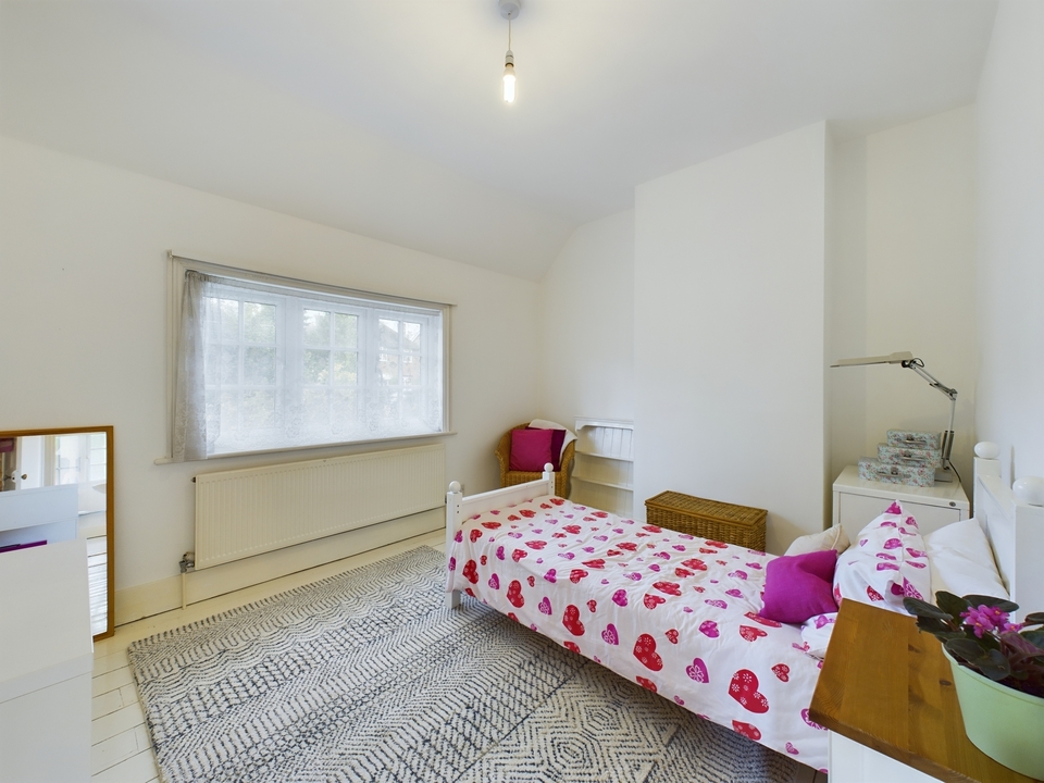 2 bed end of terrace house for sale in Valley Road, High Wycombe  - Property Image 8