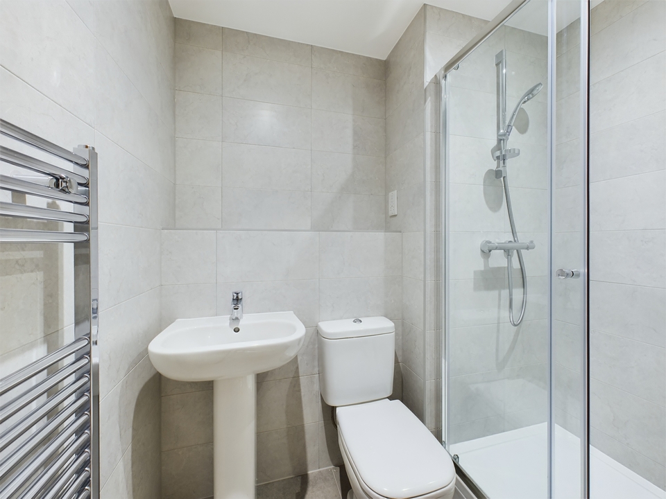 2 bed apartment for sale in The Old Works, High Wycombe  - Property Image 5