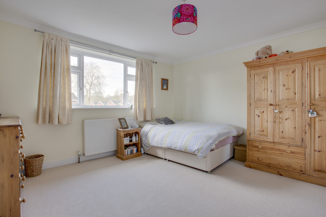 4 bed detached house for sale in Spinners Walk, Marlow  - Property Image 19