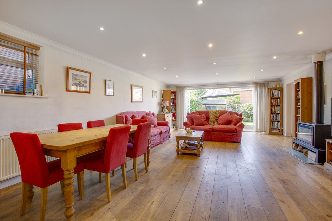 4 bed detached house for sale in Spinners Walk, Marlow  - Property Image 10