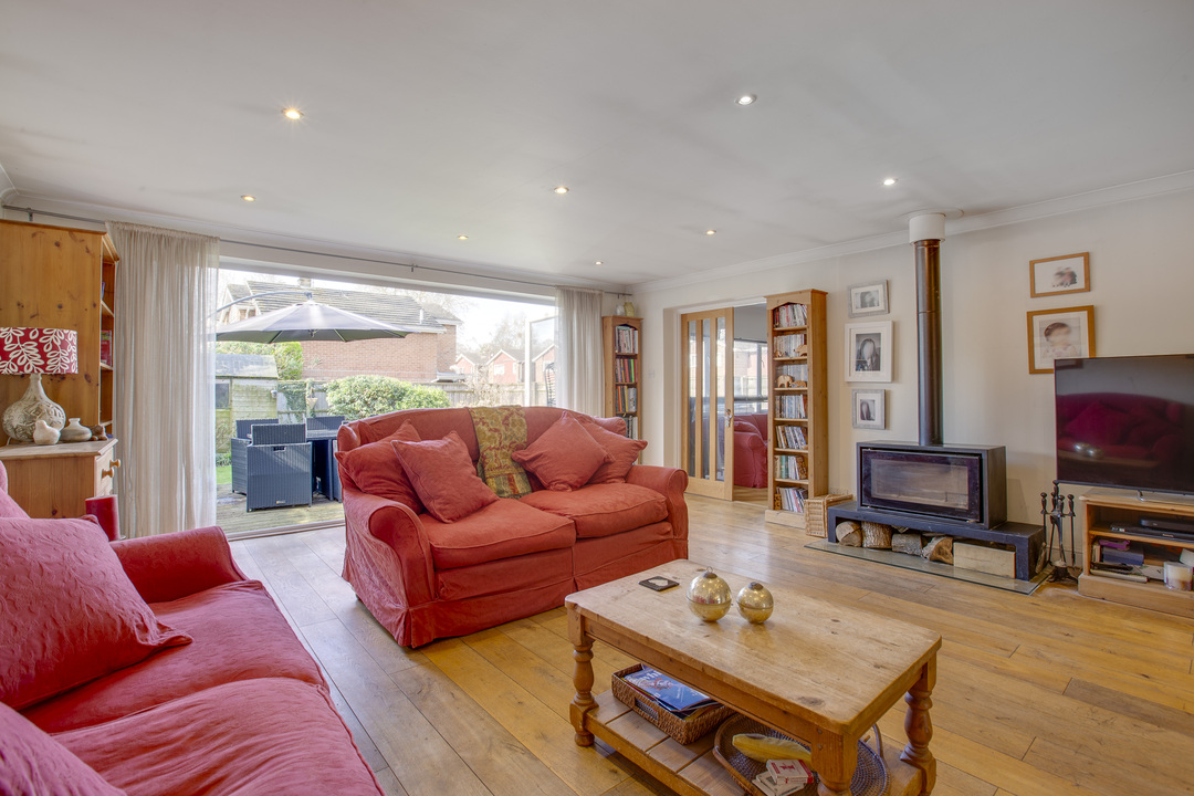 4 bed detached house for sale in Spinners Walk, Marlow  - Property Image 13