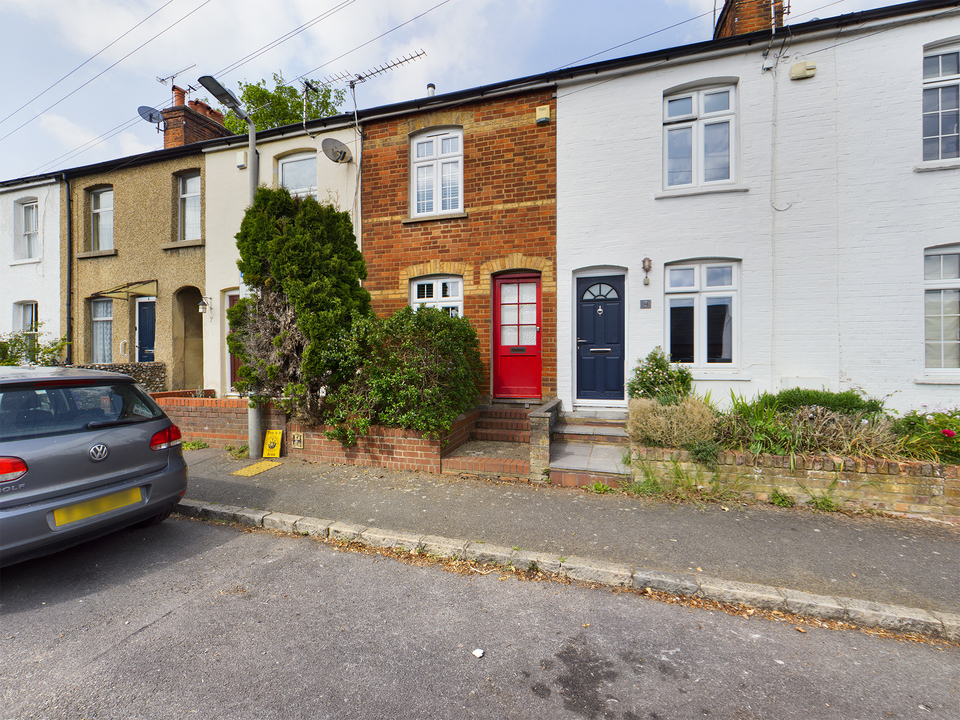 2 bed terraced house for sale in Easton Terrace, High Wycombe  - Property Image 1