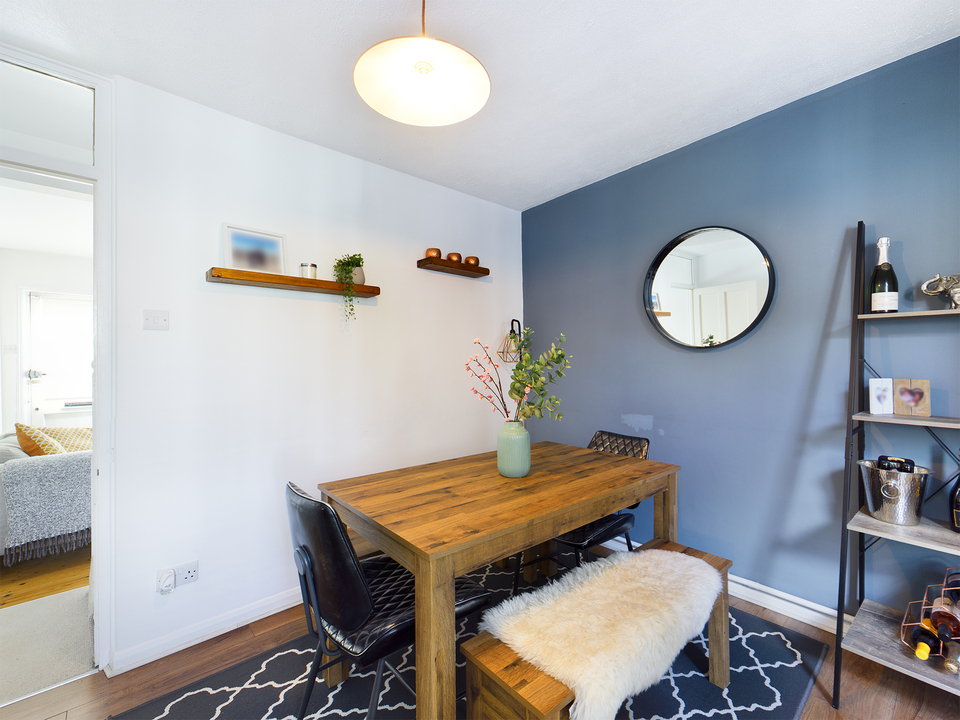 2 bed terraced house for sale in Easton Terrace, High Wycombe  - Property Image 6