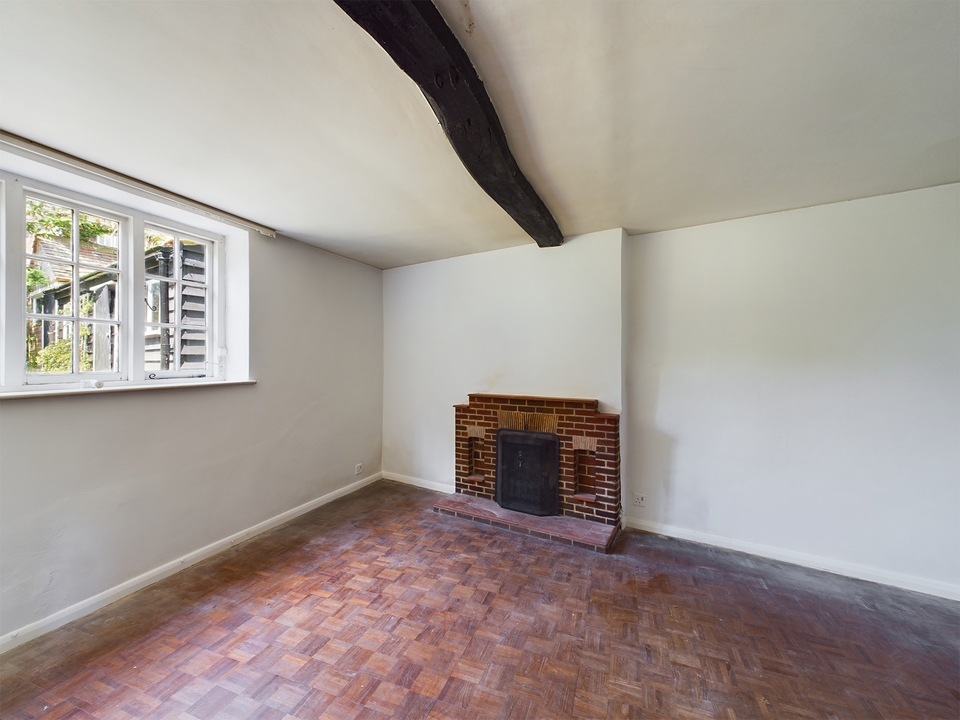 2 bed cottage for sale in High Street, West Wycombe  - Property Image 16