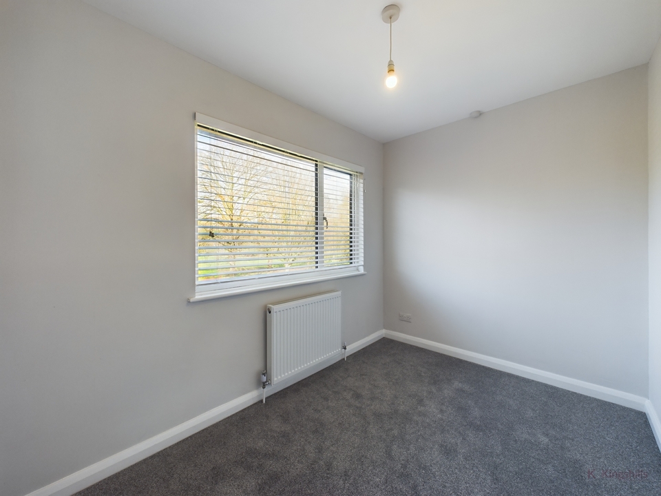 3 bed detached house to rent in Coates Lane, High Wycombe  - Property Image 6