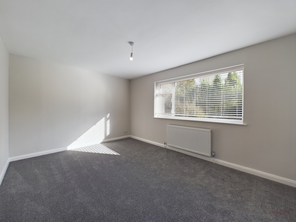3 bed detached house to rent in Coates Lane, High Wycombe  - Property Image 7