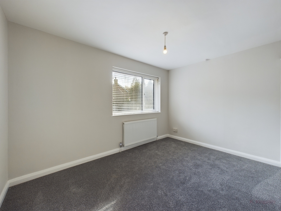 3 bed detached house to rent in Coates Lane, High Wycombe  - Property Image 8