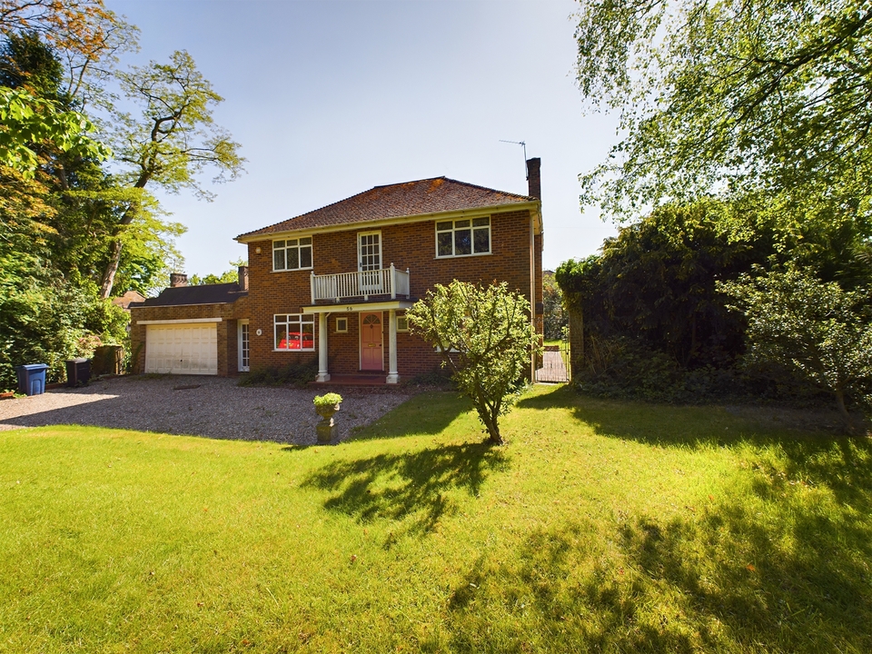 4 bed detached house for sale in Daws Hill Lane, High Wycombe  - Property Image 1