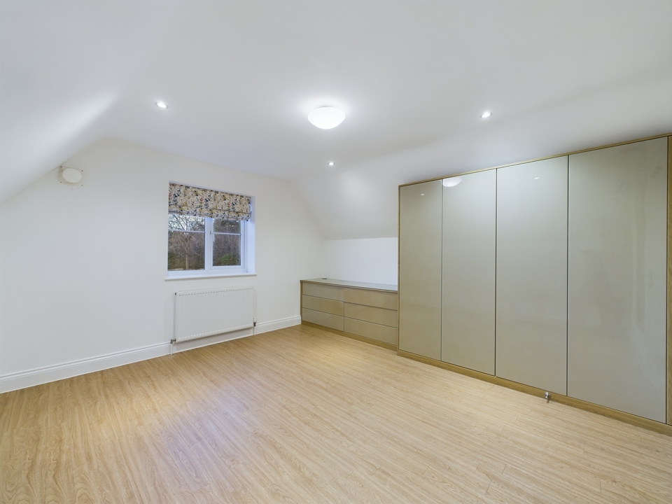 4 bed end of terrace house to rent in Hamilton View, High Wycombe  - Property Image 12