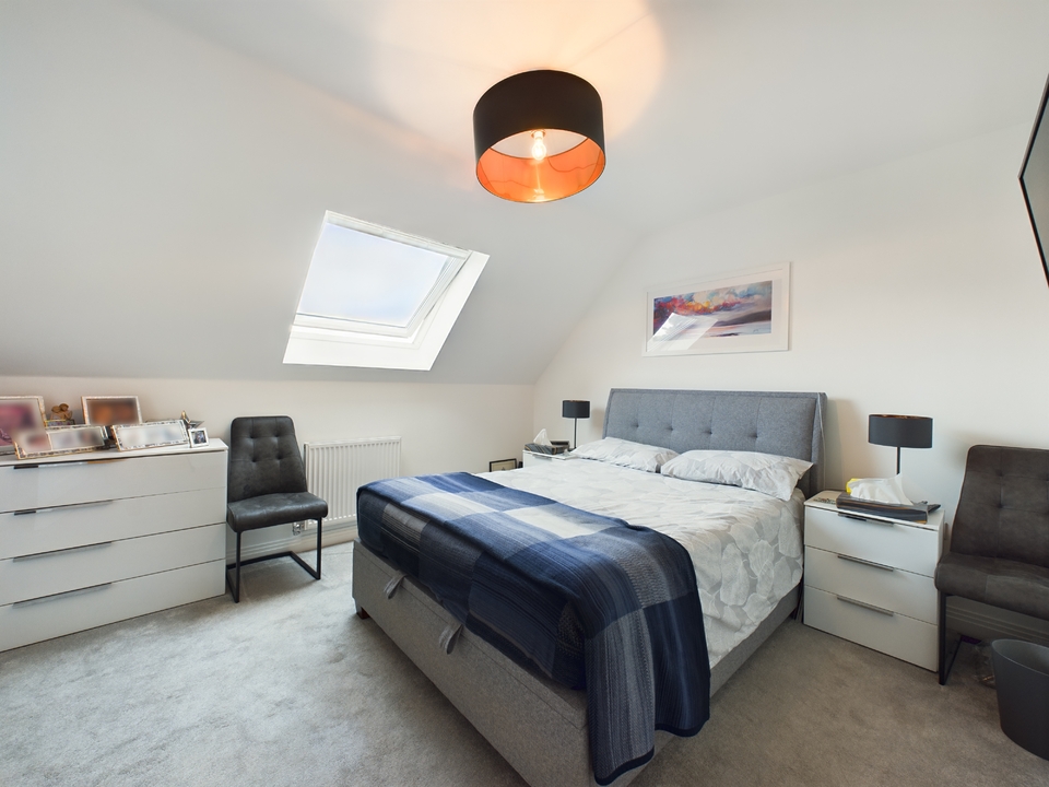 2 bed apartment for sale in Amersham Road, High Wycombe  - Property Image 9