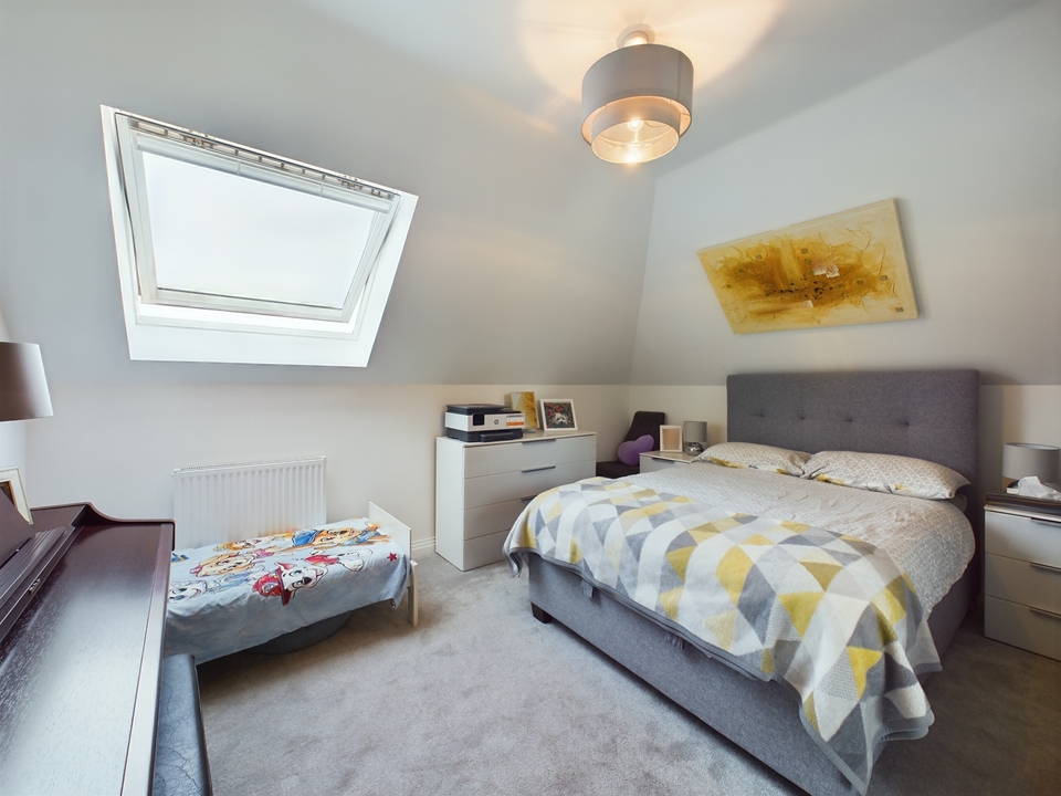 2 bed apartment for sale in Amersham Road, High Wycombe  - Property Image 10
