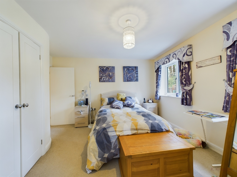 4 bed detached house for sale in Rye View, High Wycombe  - Property Image 10